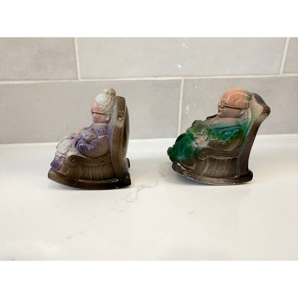 Vintage Grandma and Grandpa Rocking Chair Salt and Pepper Shakers - Picture 6 of 9